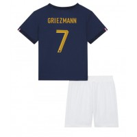 Koszulka piłkarska Francja Antoine Griezmann #7 Strój Domowy dla dzieci MŚ 2022 tanio Krótki Rękaw (+ Krótkie spodenki)